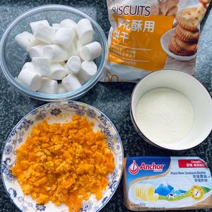 咸蛋黄 拉丝 夹心饼干（超级可口😋的小零食）的做法 步骤4