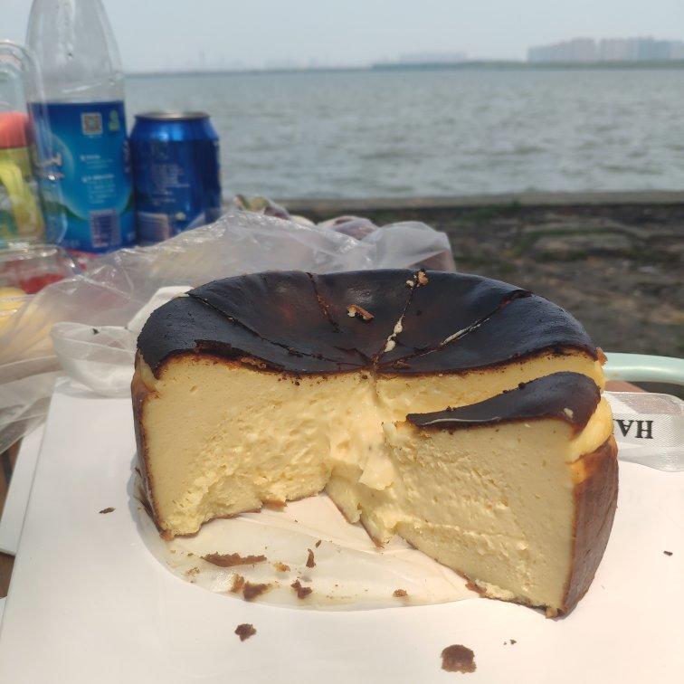 巴斯克芝士蛋糕–from @yuka_cm_cafe