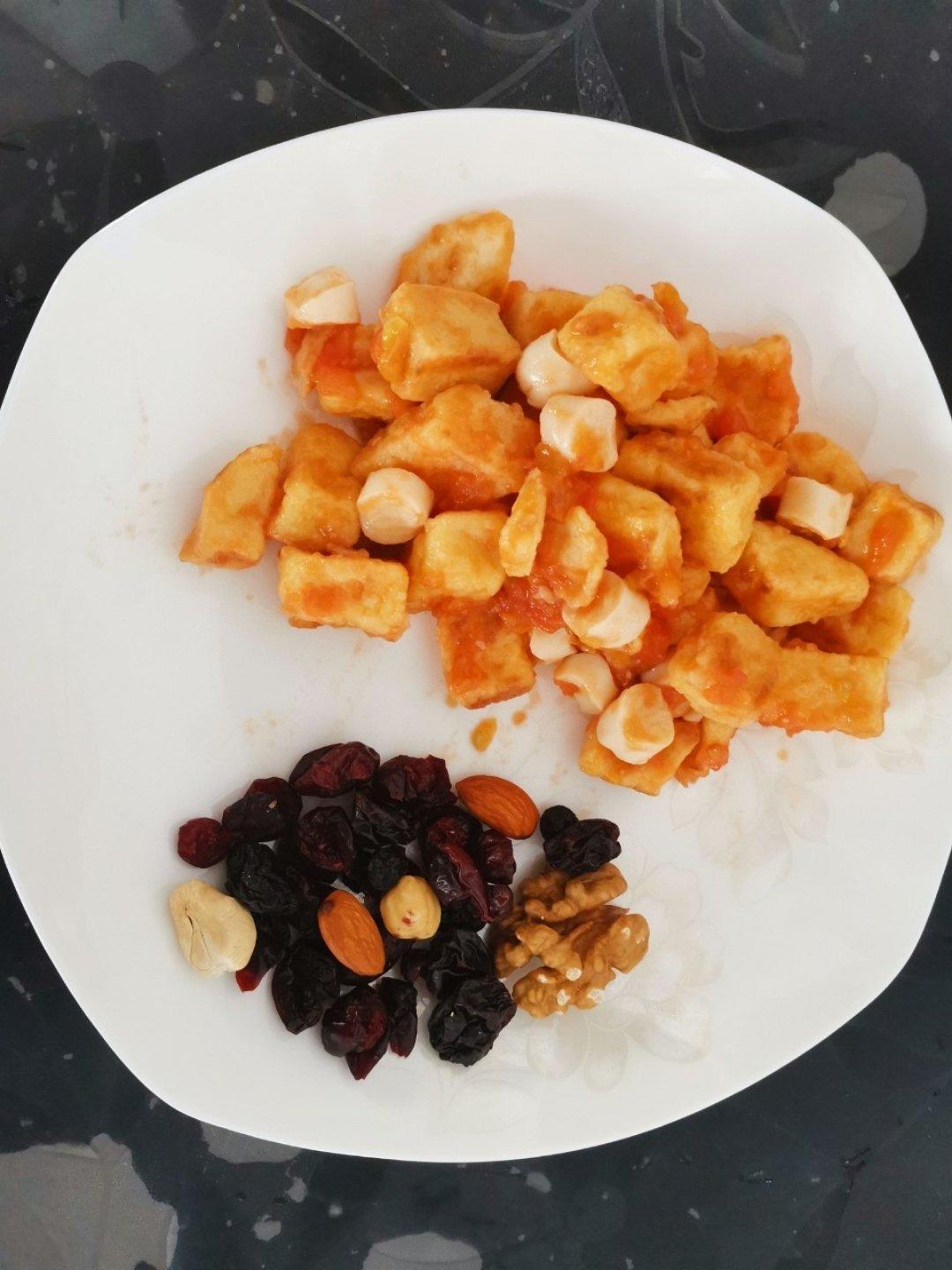 剩馒头的春天——西红柿🍅炒馒头丁