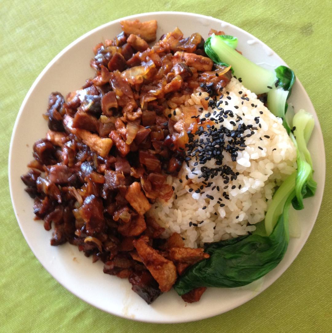 台式卤肉饭