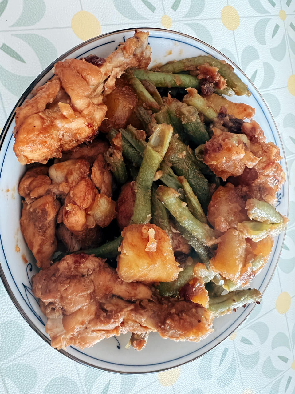 土豆芸豆炖鸡架