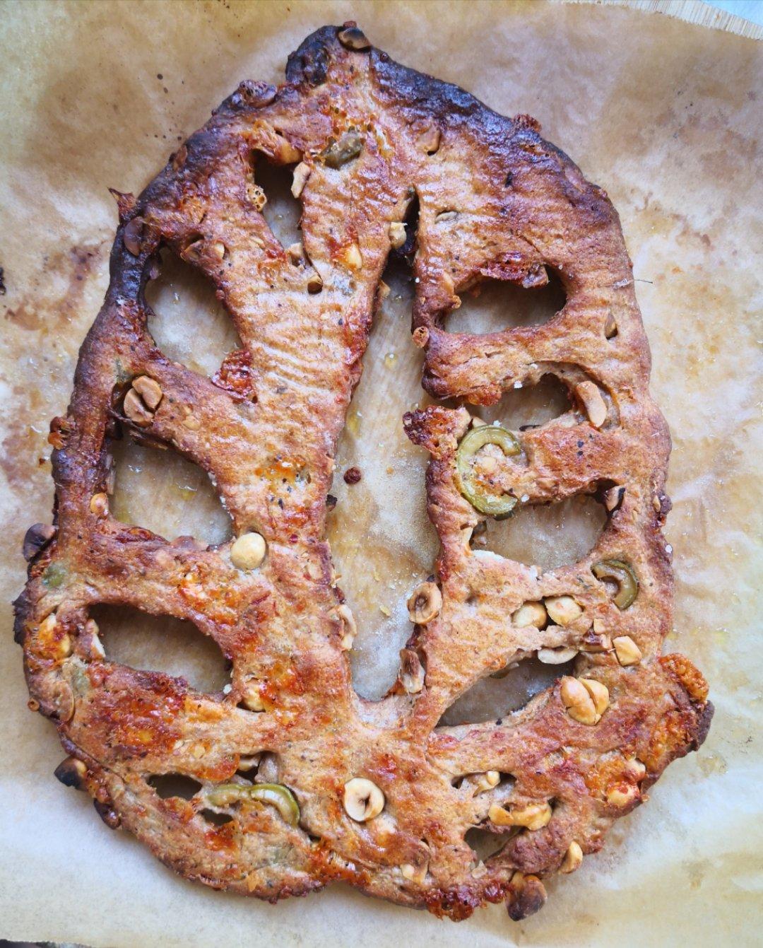 【my little nordic kitchen】全麦切达乳酪核桃黑橄榄Fougasse