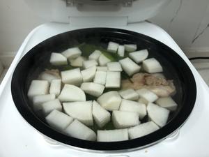 海白菜萝卜排骨汤的做法 步骤10