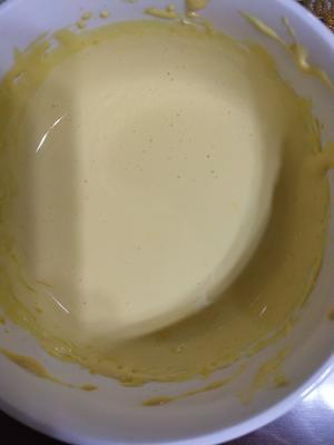 超级简单的蛋黄溶豆的做法 步骤3