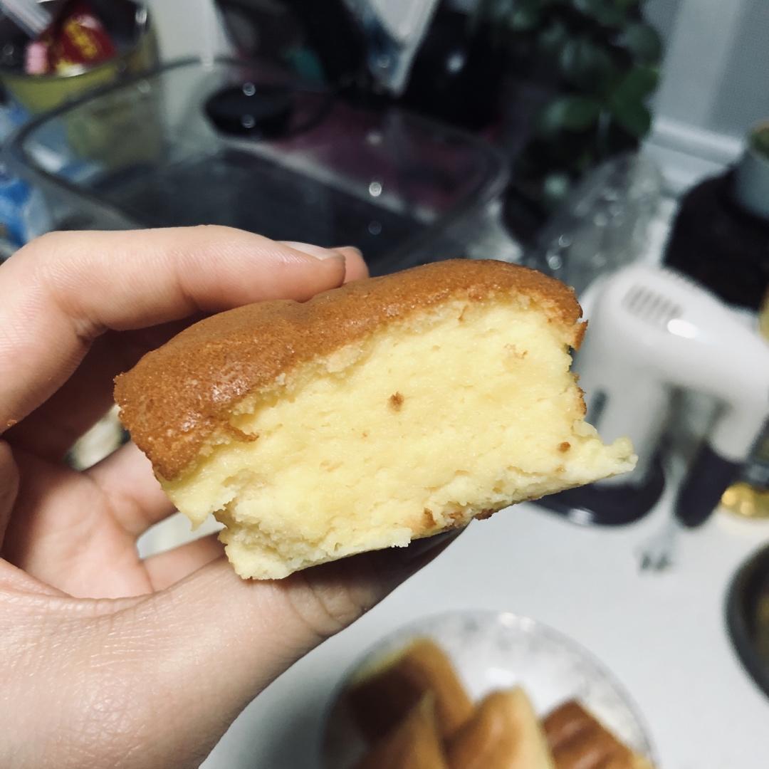 超软的~酸奶蛋糕