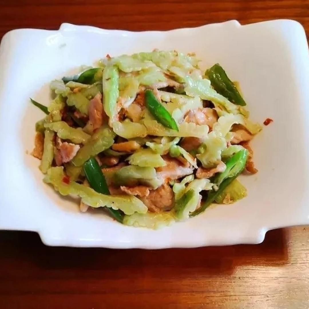 油爆开背大虾芦笋