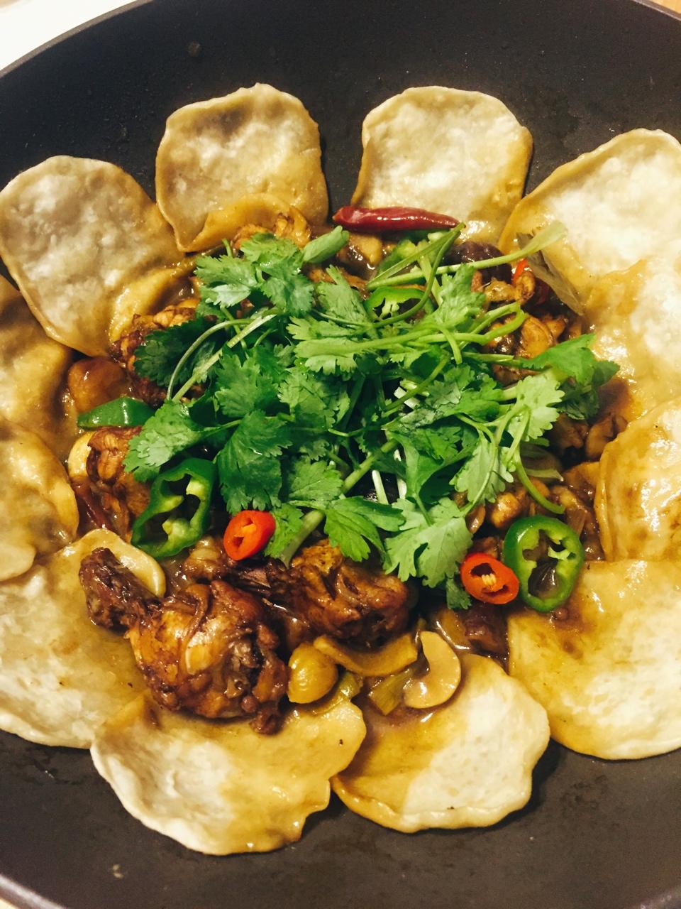 地锅鸡+自制红油【曼食慢语】