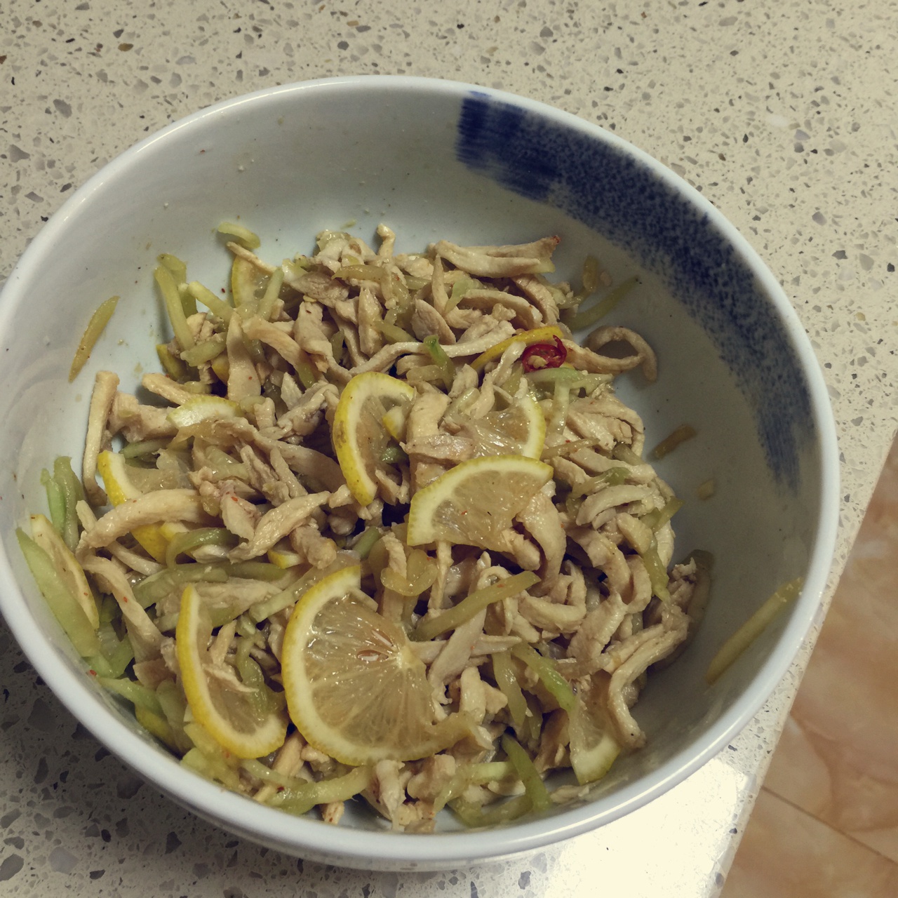 凉拌柠檬鸡丝