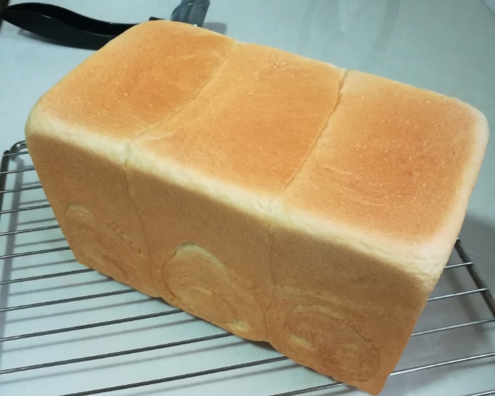 🍞吐司(烤箱版&面包机版)的做法