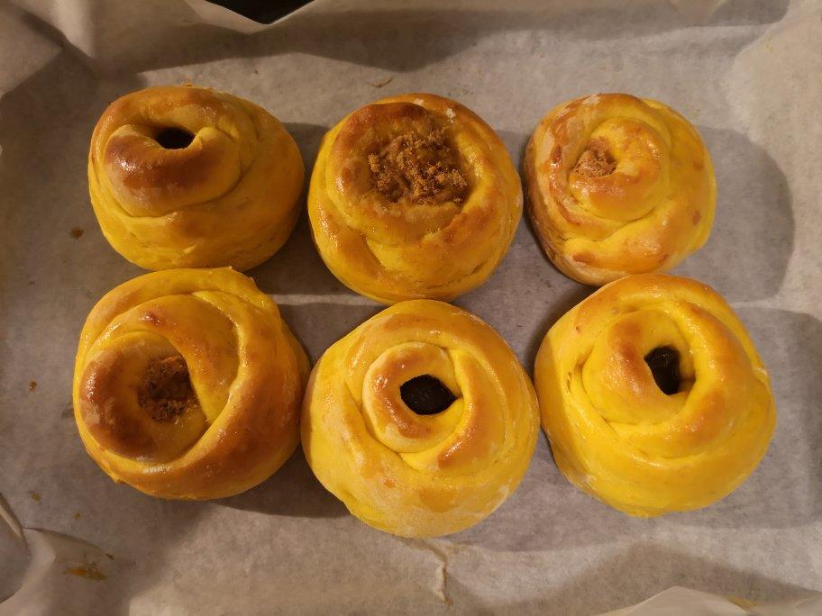 肉松豆沙玫瑰花面包（换一种简单方式做玫瑰）