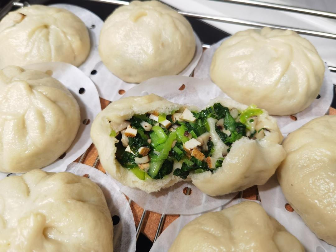 节省一半时间的大包子（另付翠绿菜包子，肉包子，腹黑包子食谱）