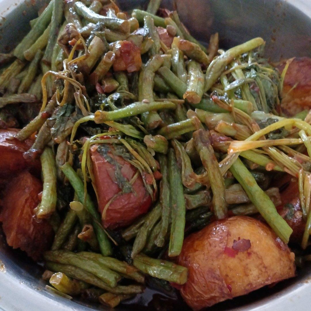 酱豇豆小土豆咸菜