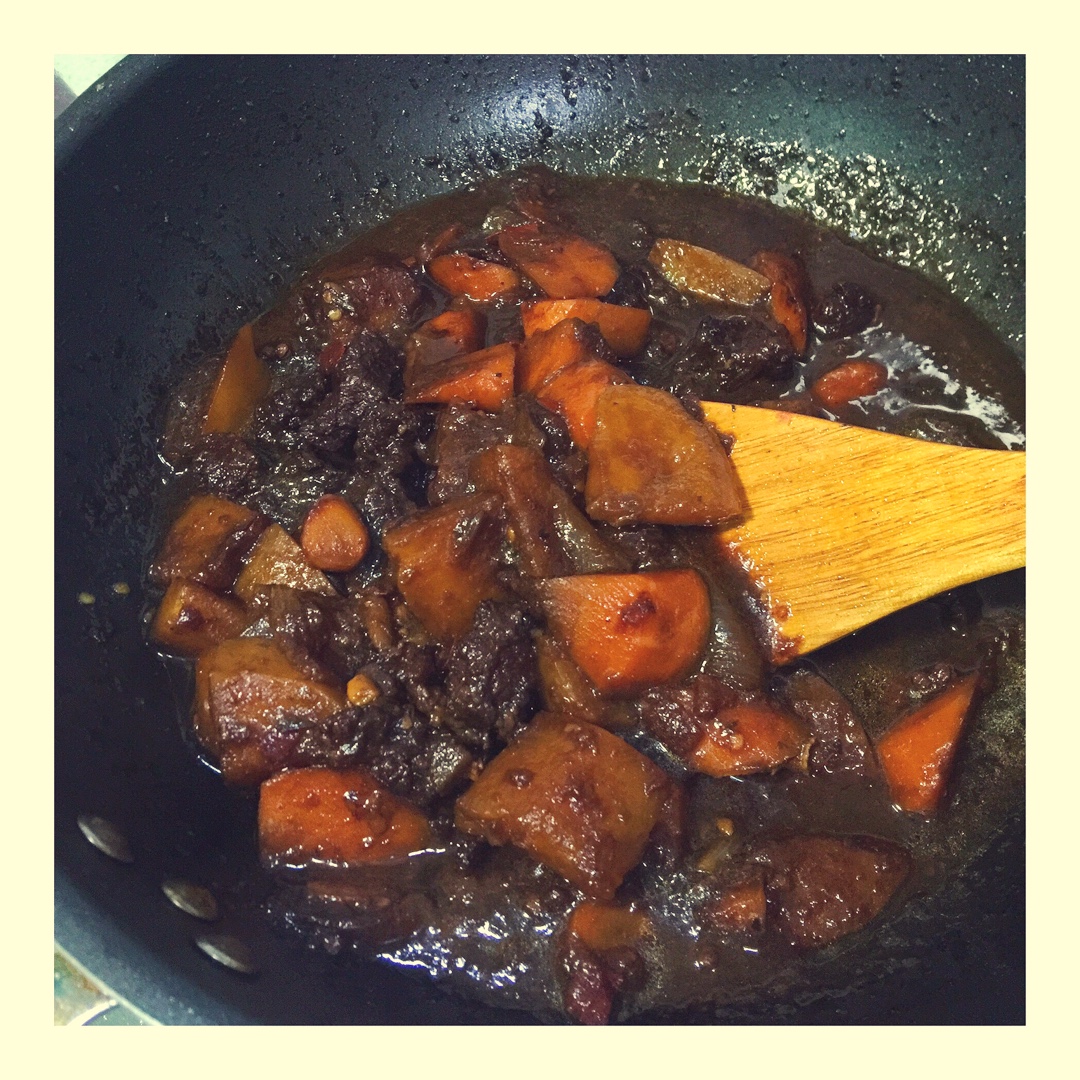 一个话唠包教包会的香浓红烩牛腩