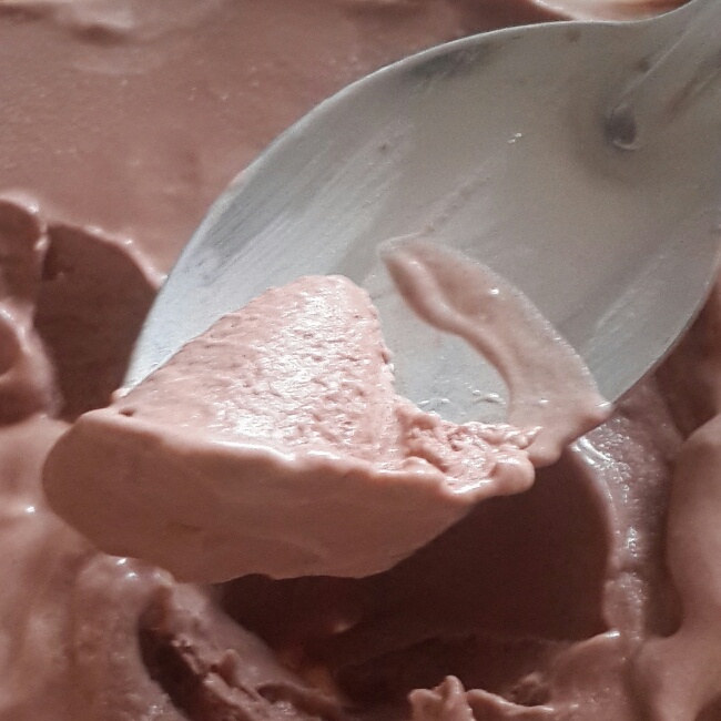 不用搅拌就可以香滑的冰淇淋