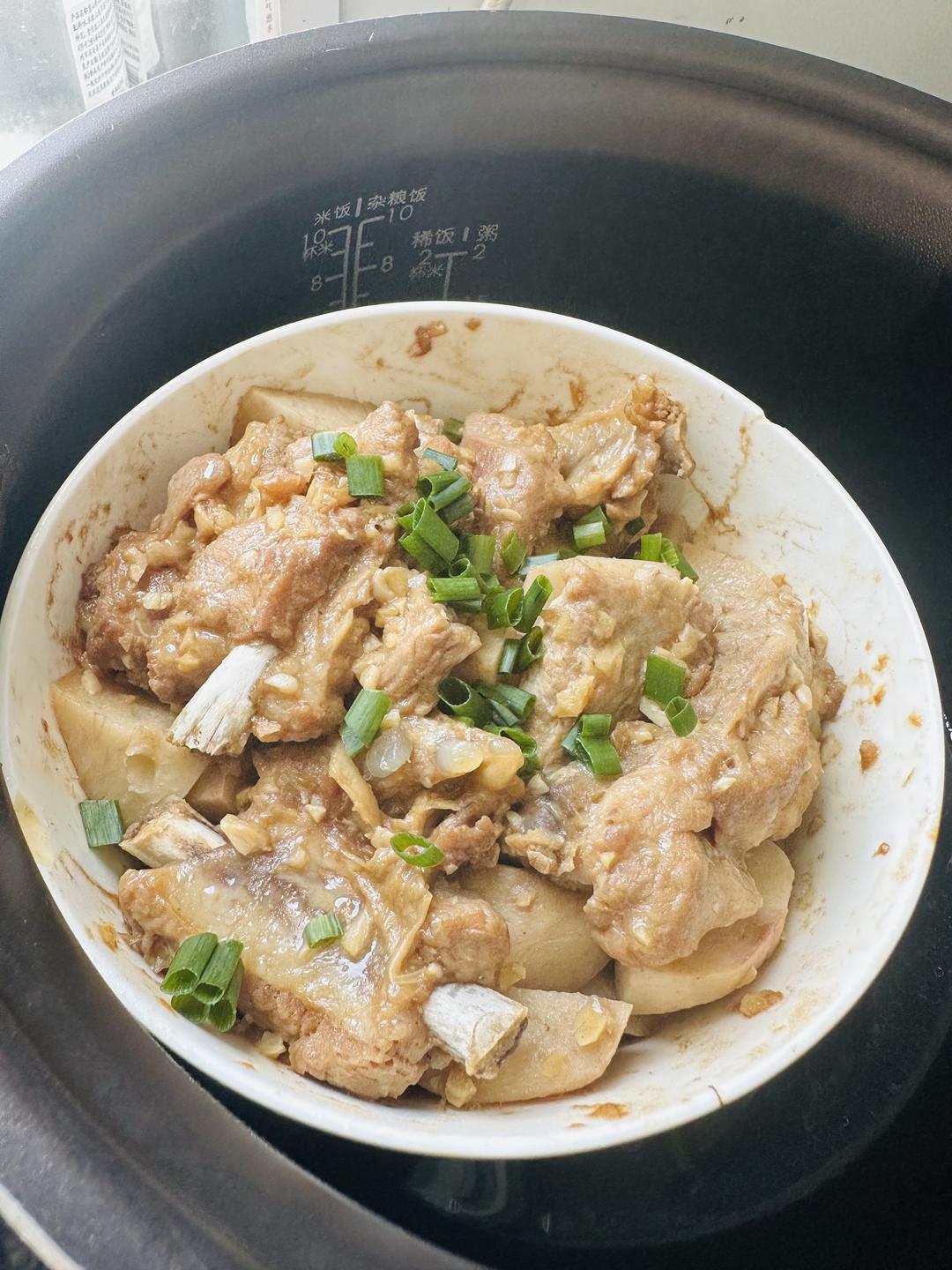 香芋蒸排骨（简单好吃）