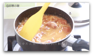 苏蒂宝宝餐：金针菇肥牛烩饭+西瓜酸奶的做法 步骤10