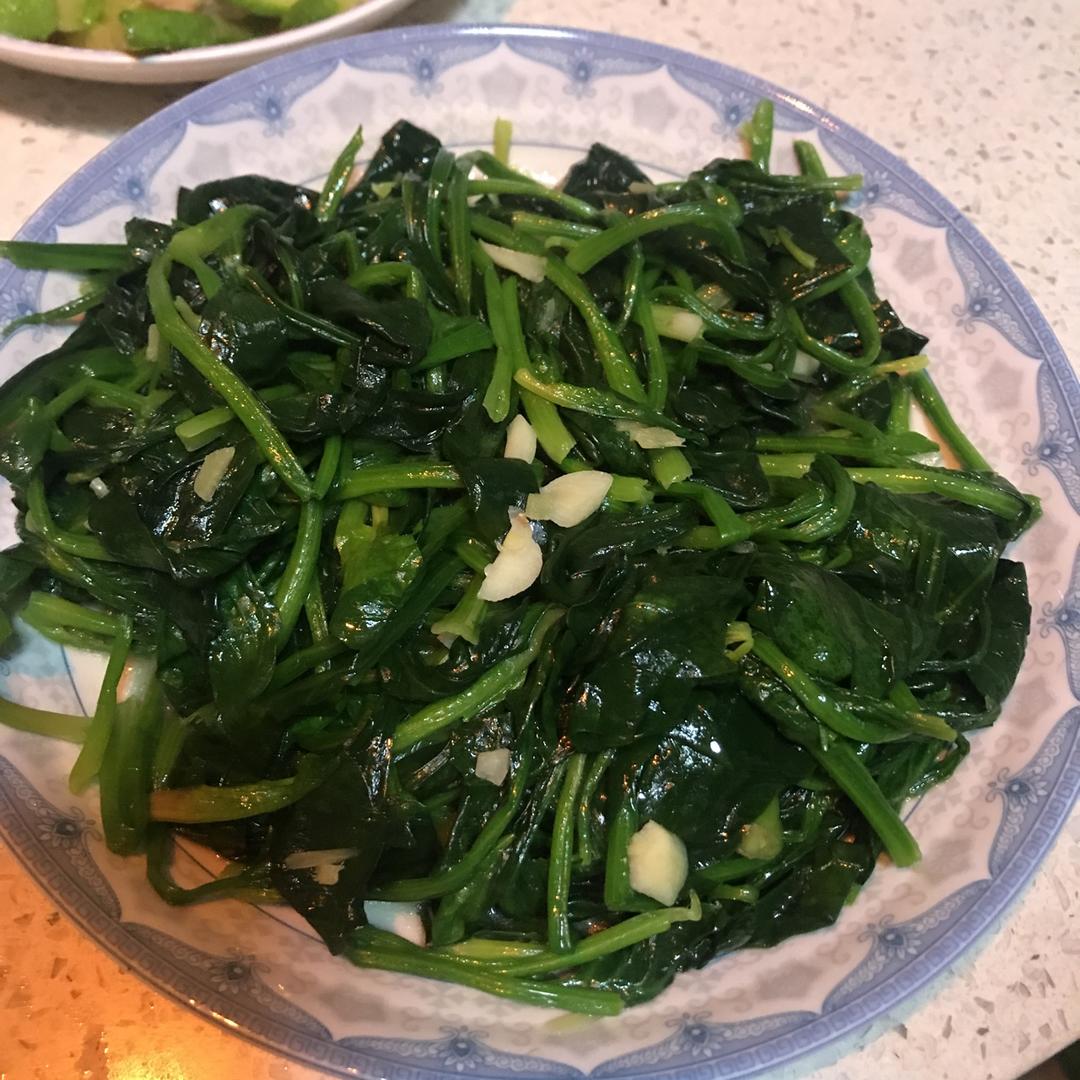 清炒菠菜