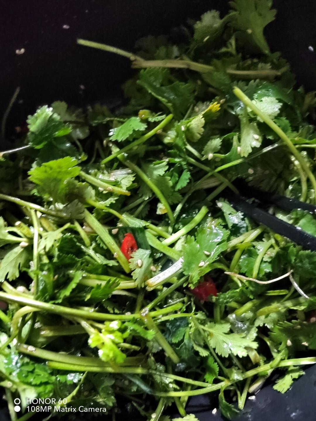 凉拌香菜