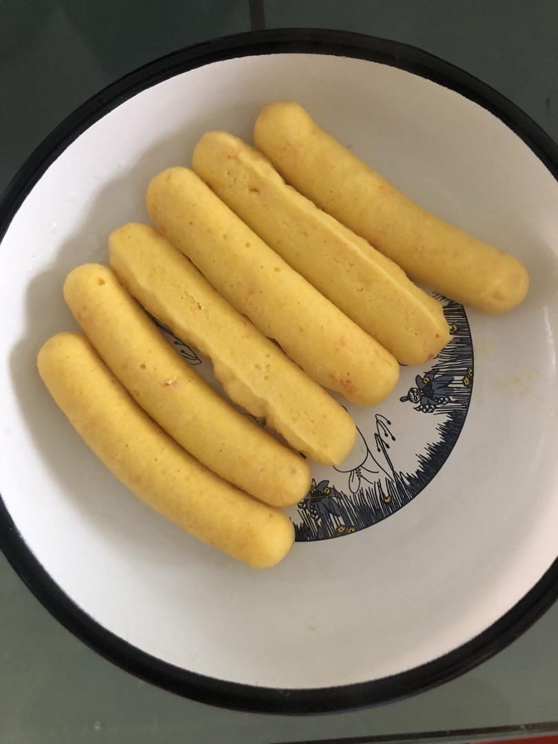 宝宝10个月辅食：妈妈都觉得好吃的虾仁蒸糕