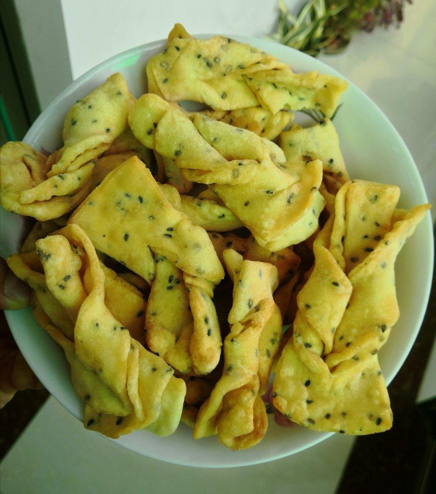 过年小食炸小果（焦叶）