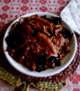 百叶结红烧肉