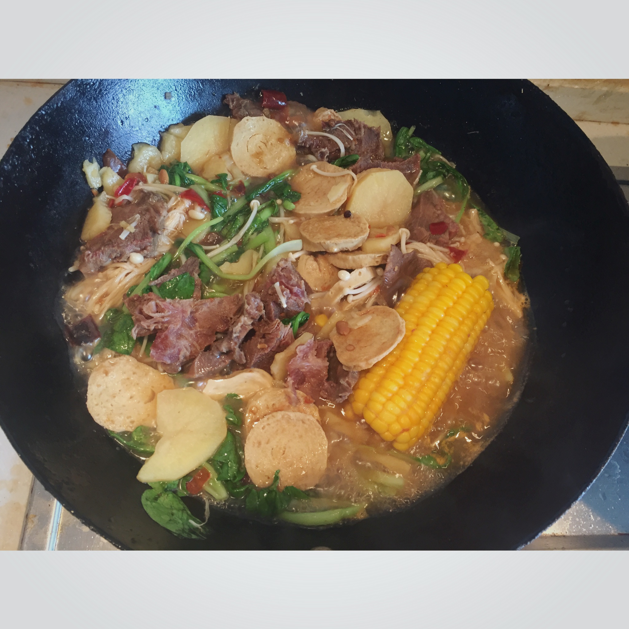 自制麻辣重庆火锅