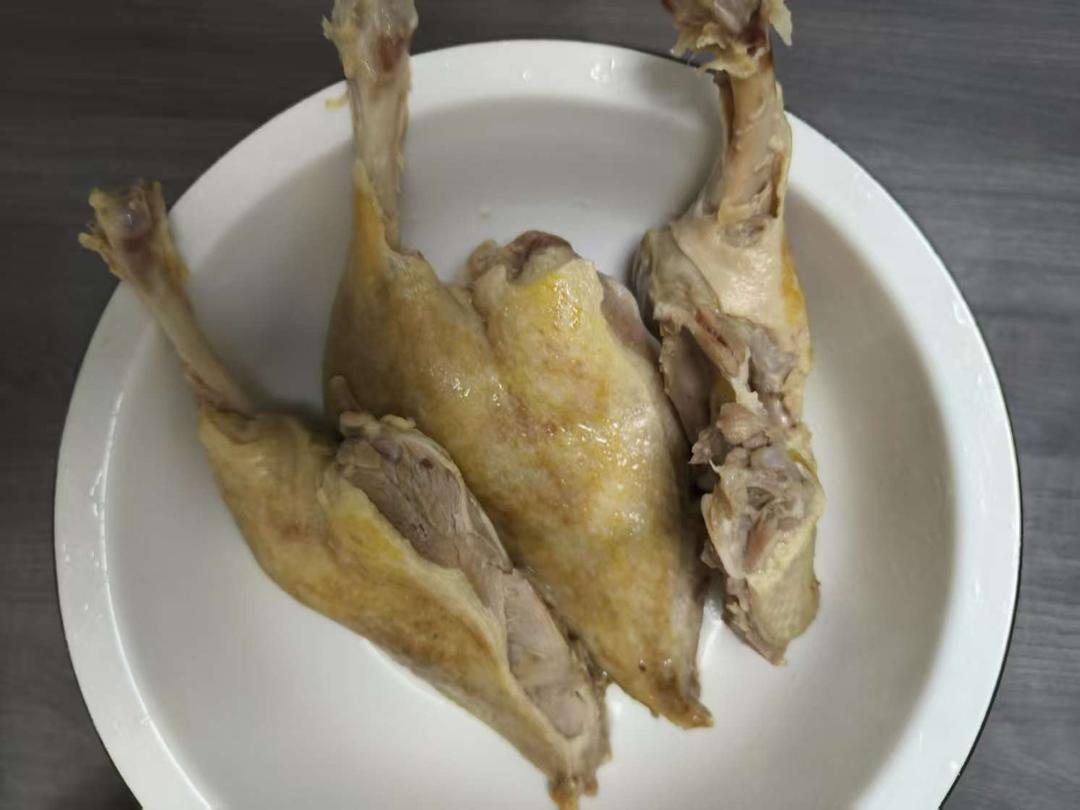 首次成功的盐水鸭腿