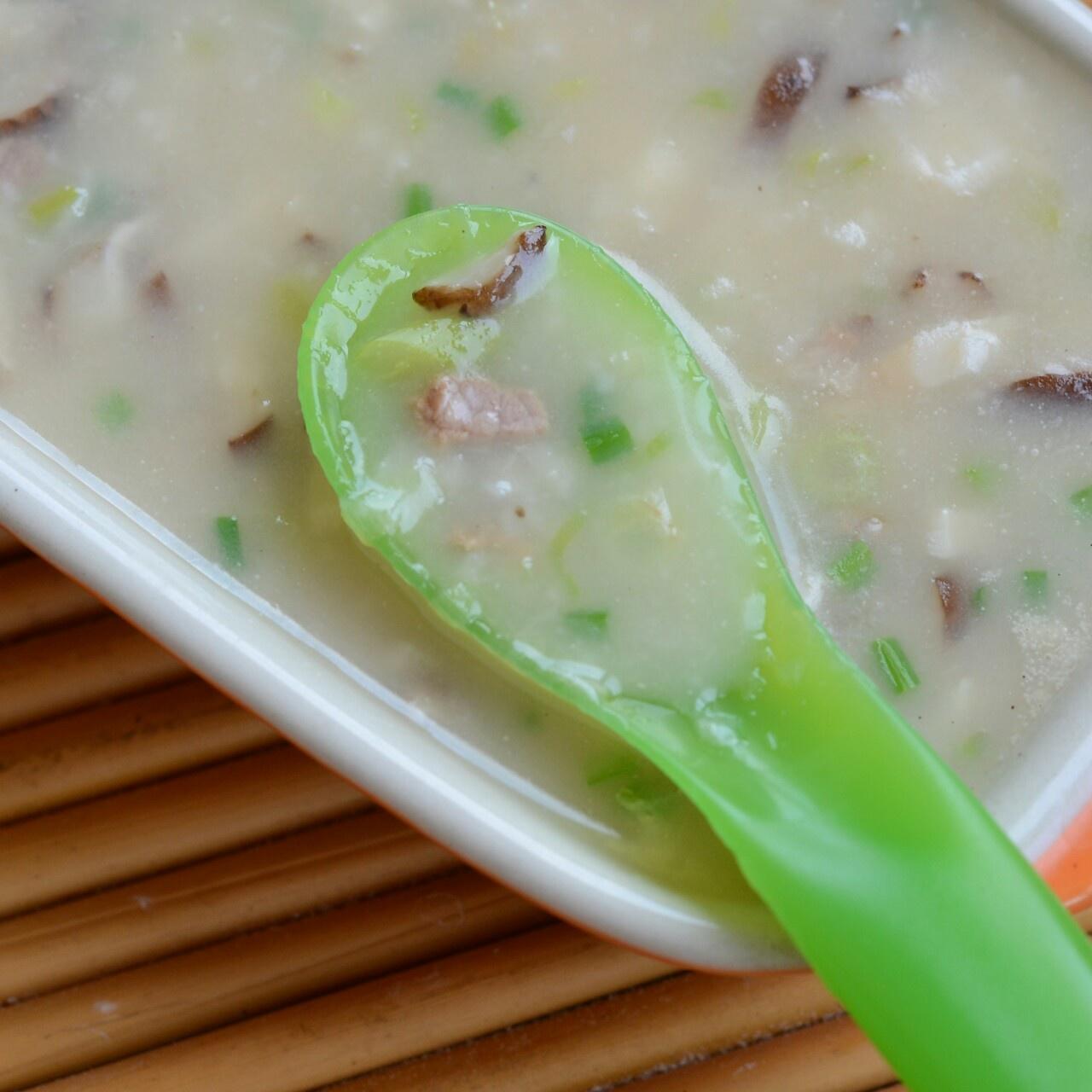 香菇瘦肉疙瘩汤的做法