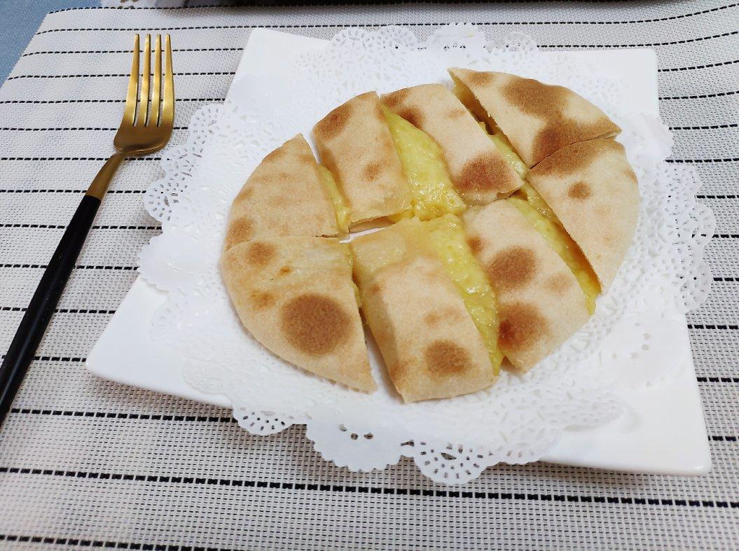 《Tinrry+》爆浆拉丝榴莲芝士饼