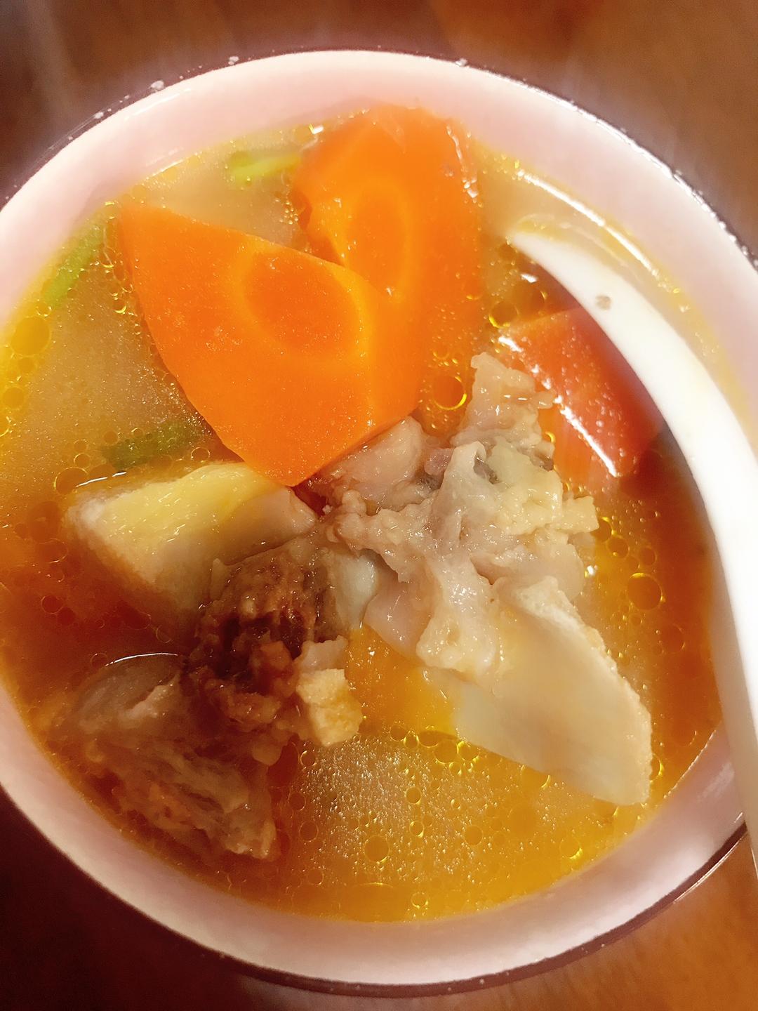 简单营养牛尾汤的做法