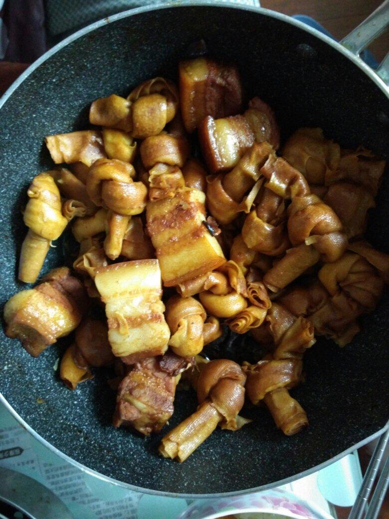 百叶结红烧肉