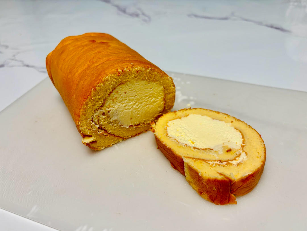 超详细的瑞士卷奶油蛋糕卷原味蛋糕卷的制作方法 饱满不掉皮不开裂（附模具换算方法）