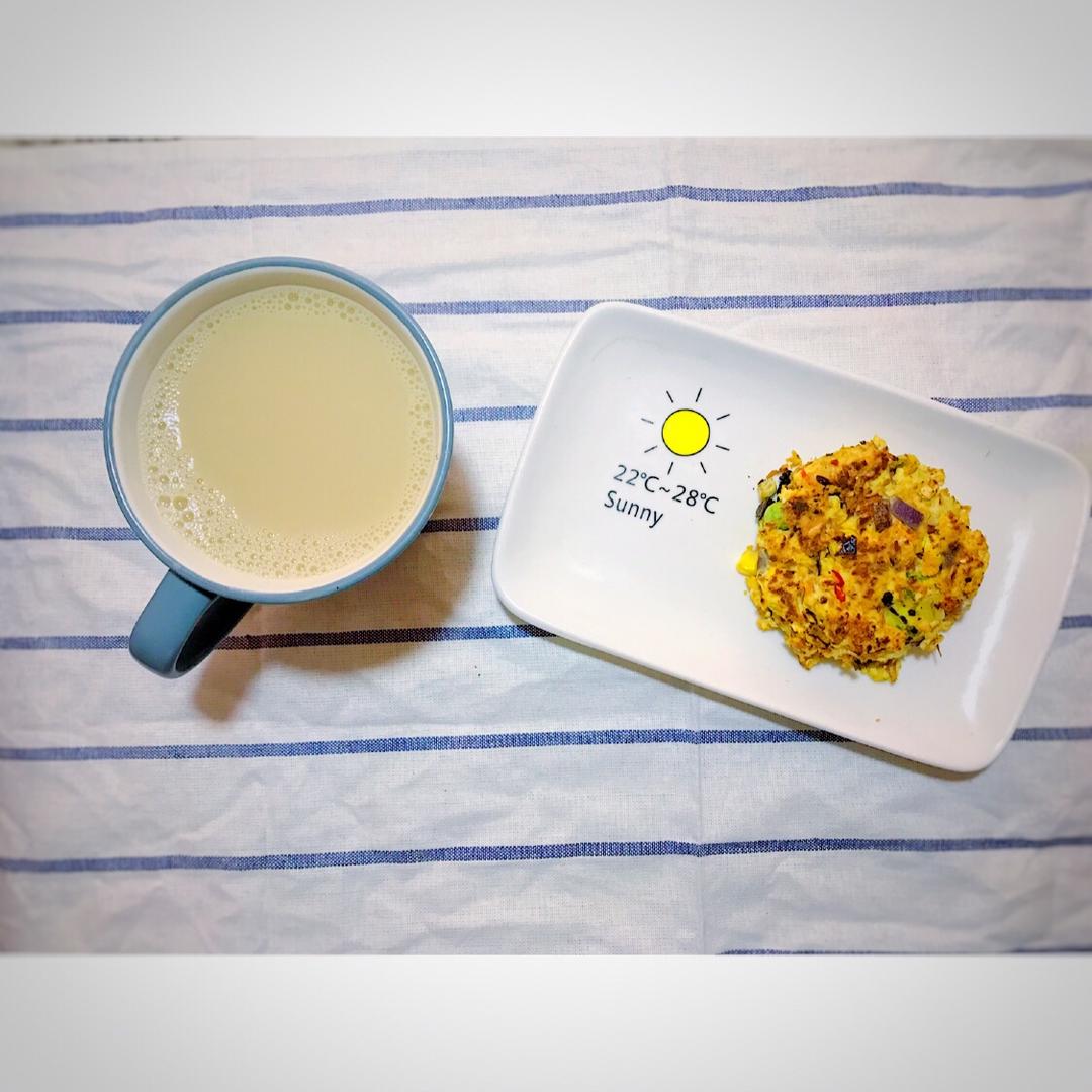 #低卡料理# 金枪鱼蔬菜燕麦豆腐饼
