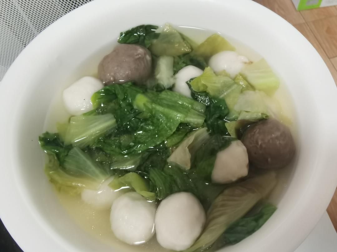 青菜鱼丸汤