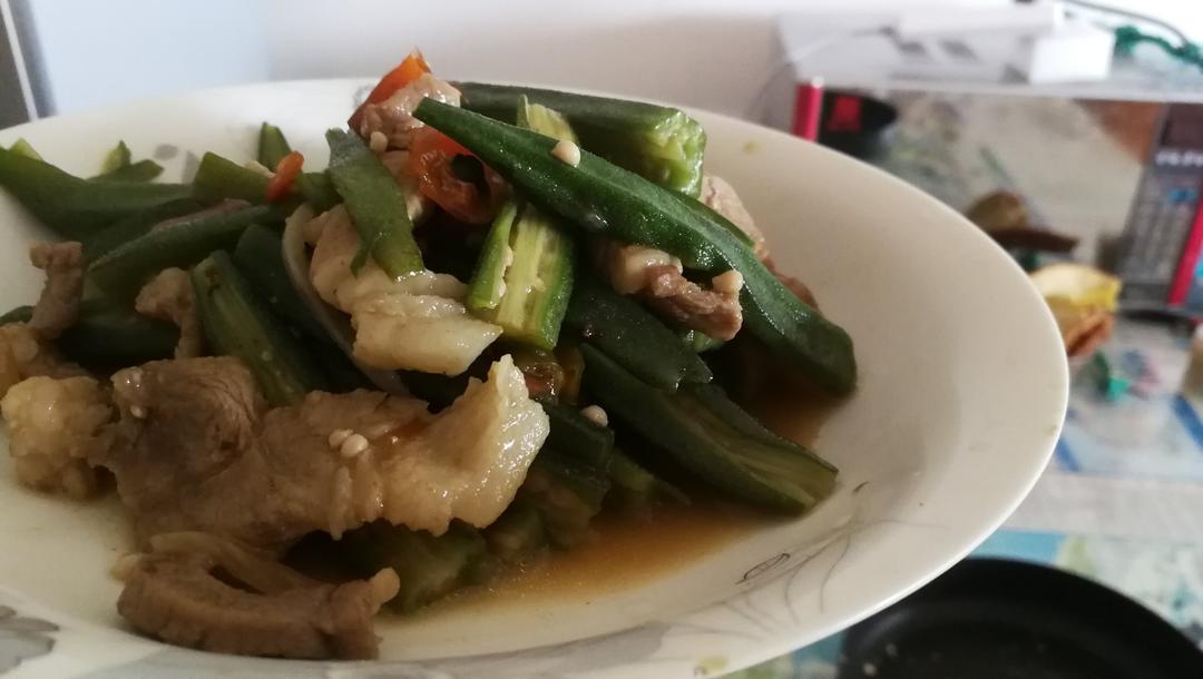 秋葵炒肉