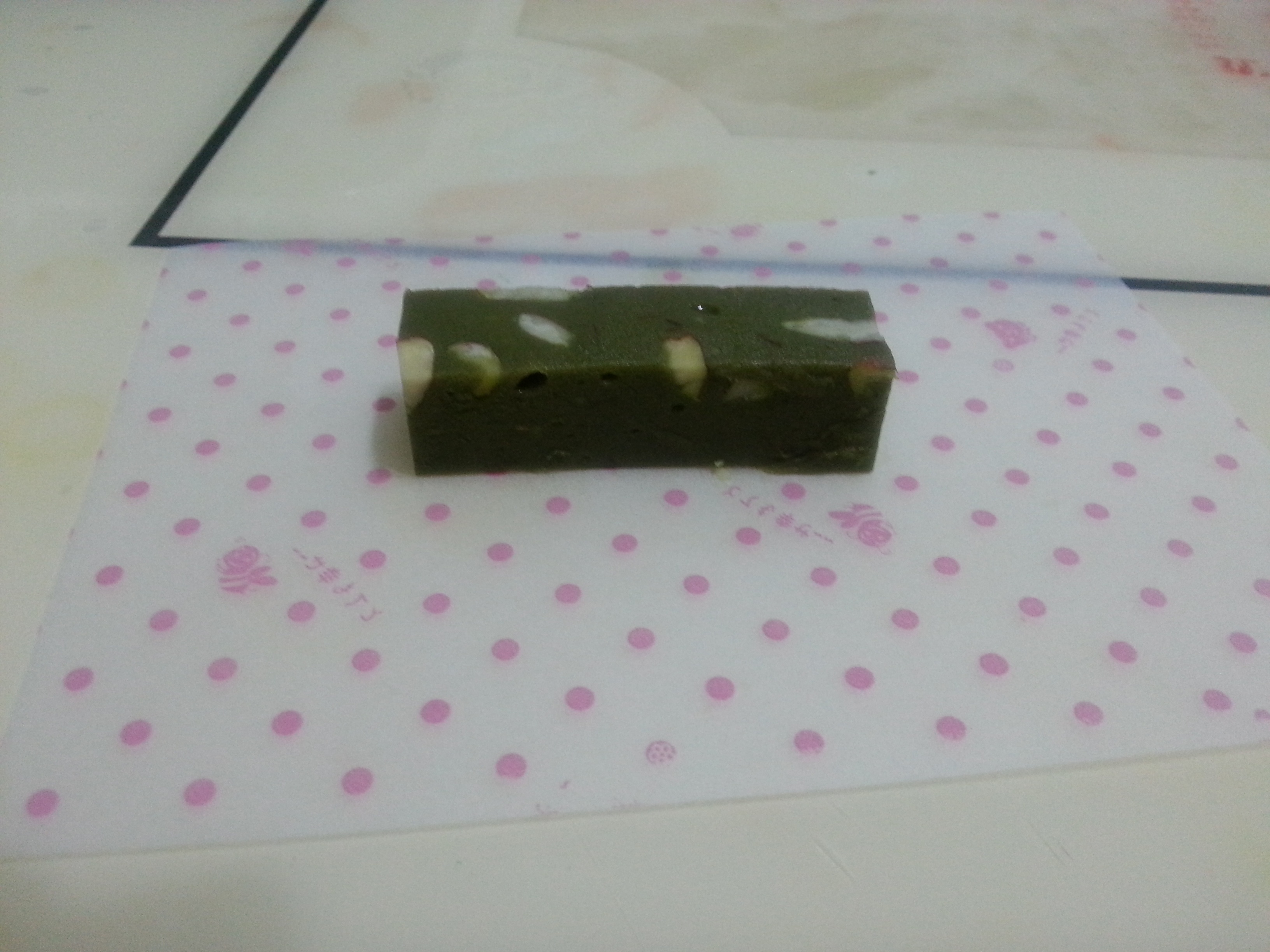 抹茶杏仁牛轧糖