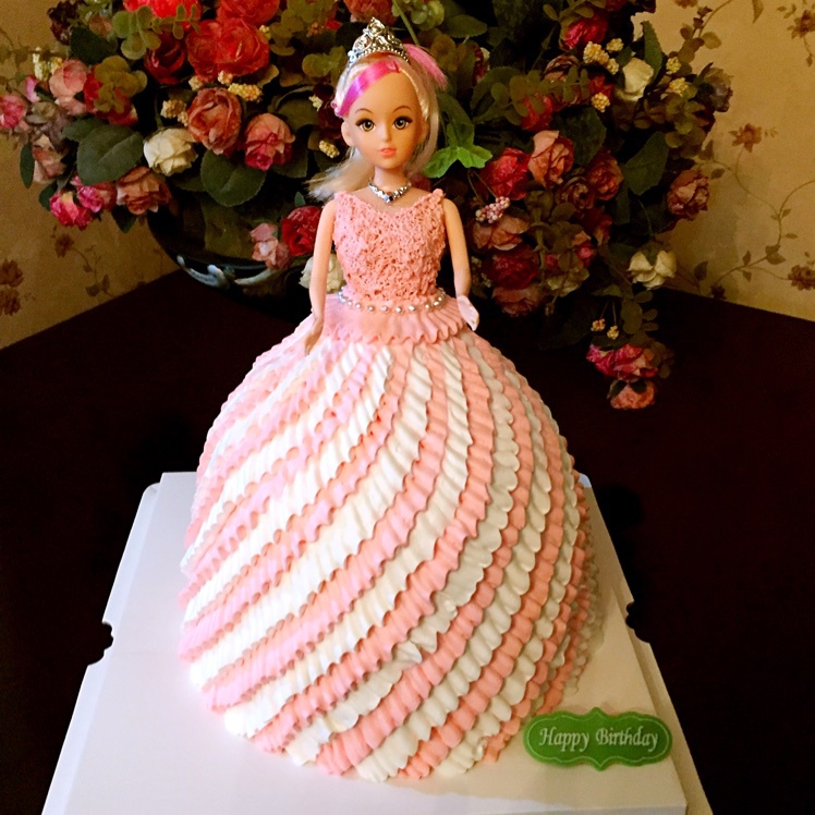 芭比娃娃蛋糕