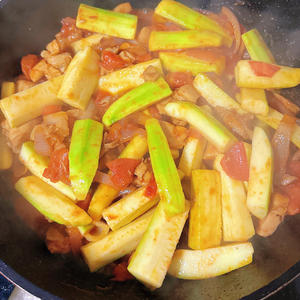 浓郁好吃‼️韩式鸡肉芝士焖饭的做法 步骤5