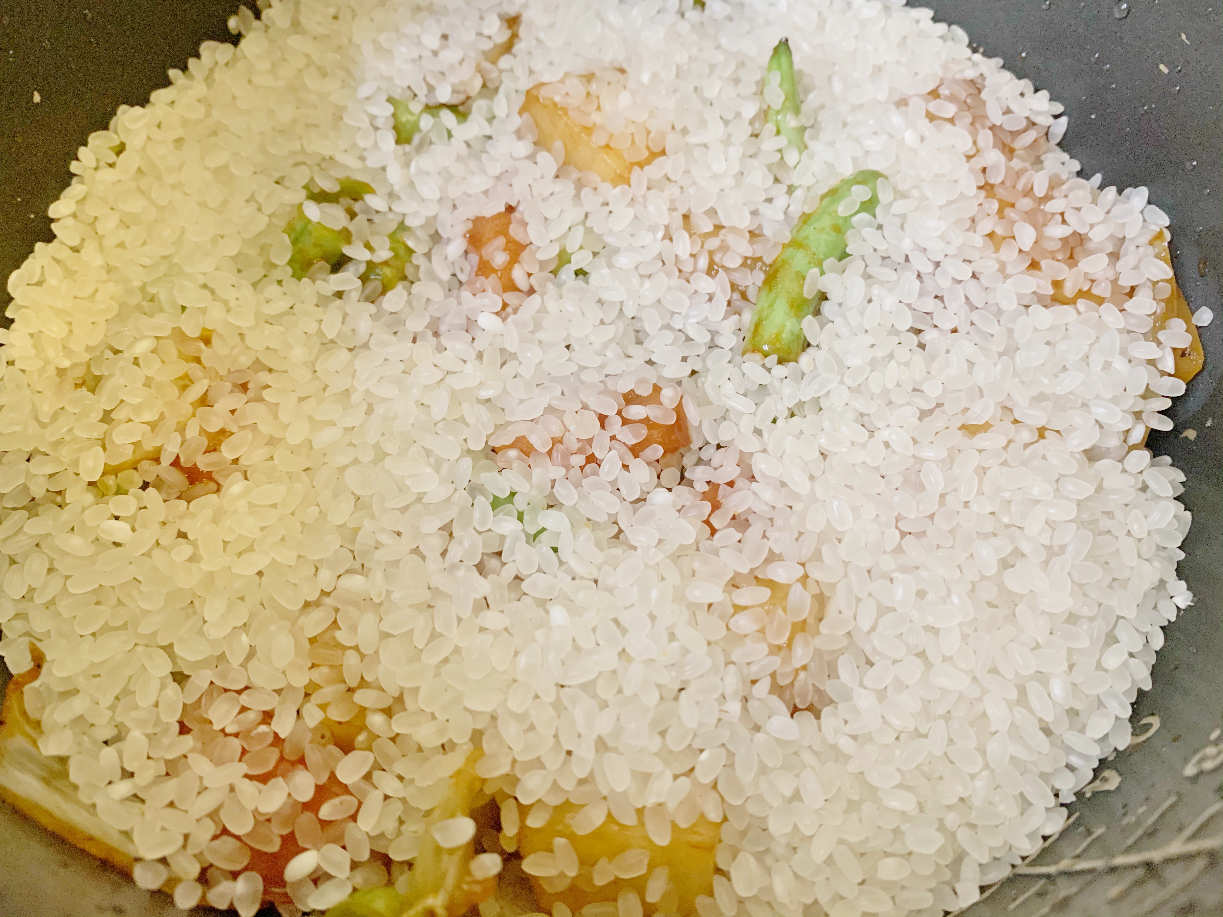 一款让人流口水的懒人饭--豆角焖米的做法 步骤6
