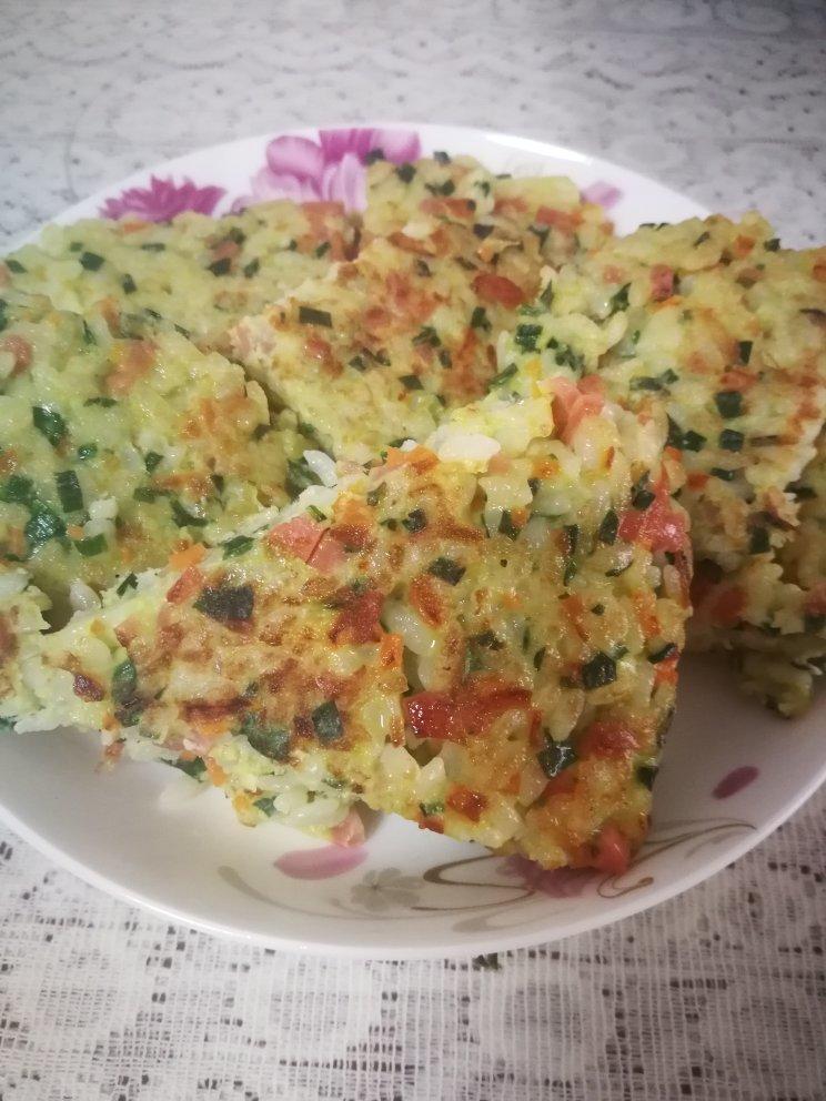 米饭鸡蛋饼