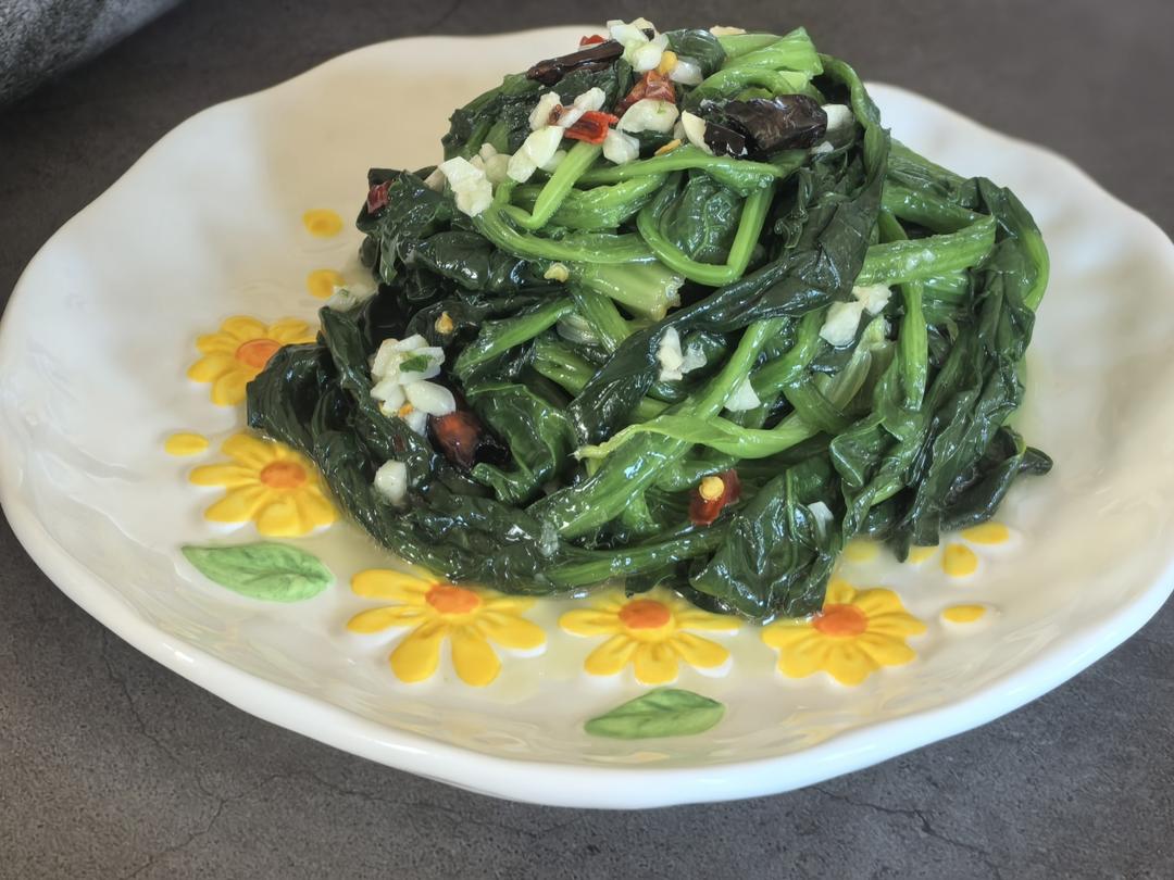 凉拌菠菜(家传秘方)