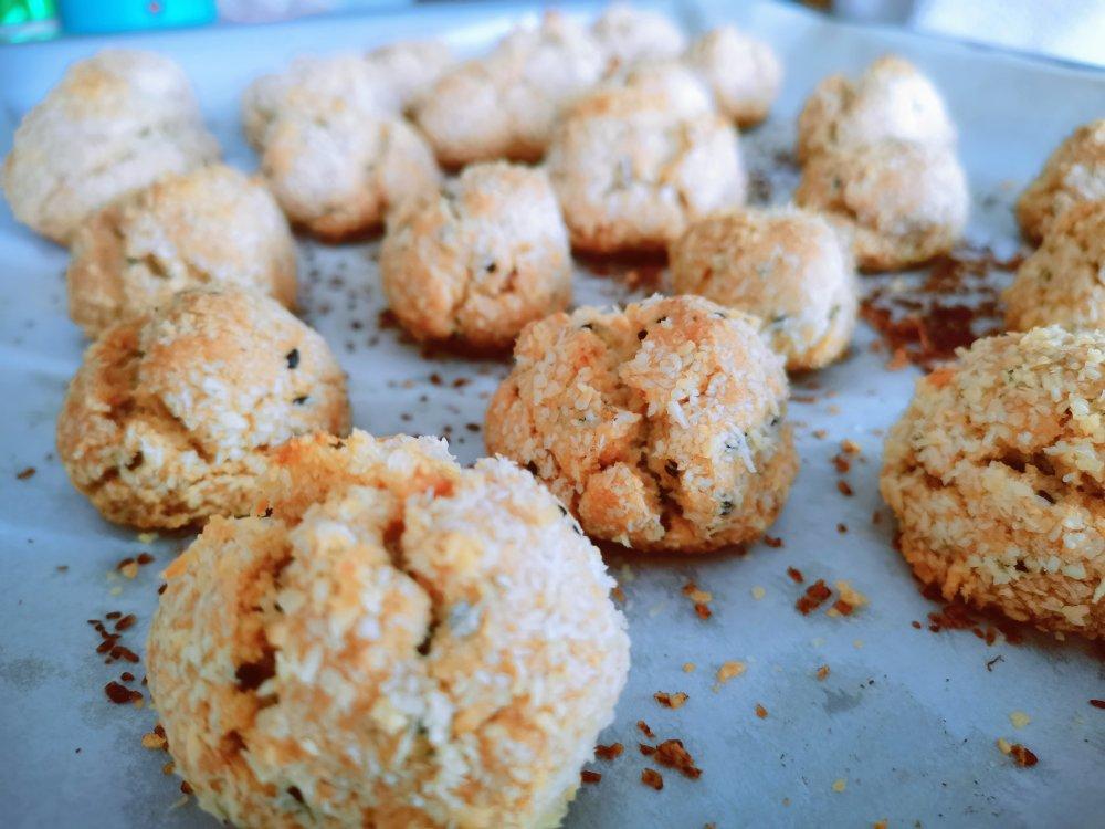 （素油版）椰蓉芝麻球