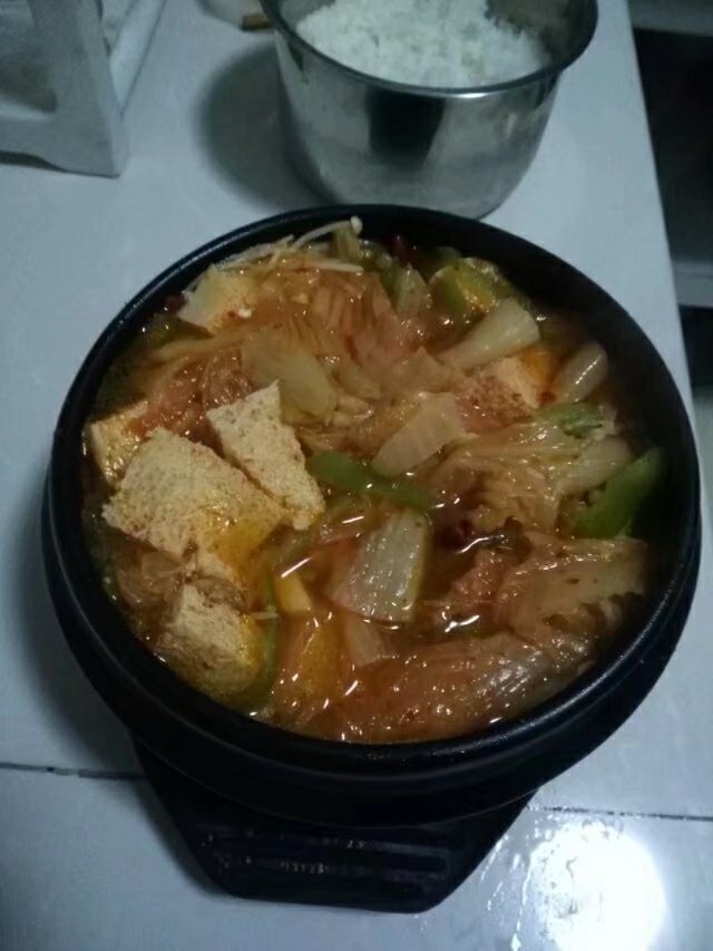 辣白菜豆腐汤