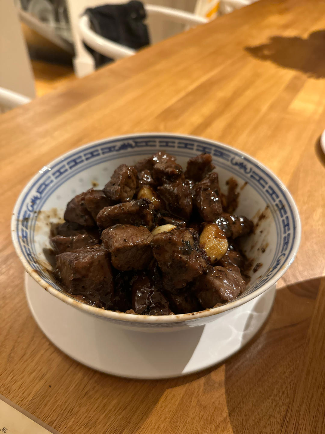 好吃到舔盘的蒜香黑椒牛肉粒