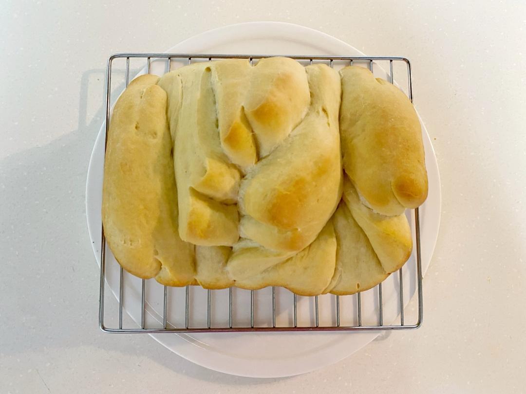 手撕蔓越莓炼乳吐司