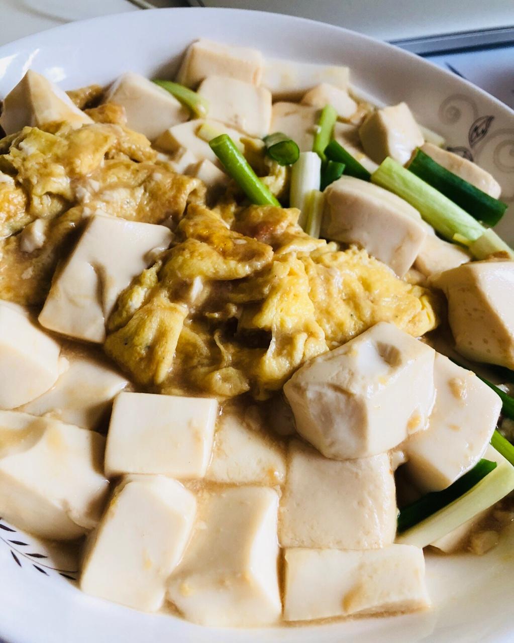 鸡蛋炒嫩豆腐