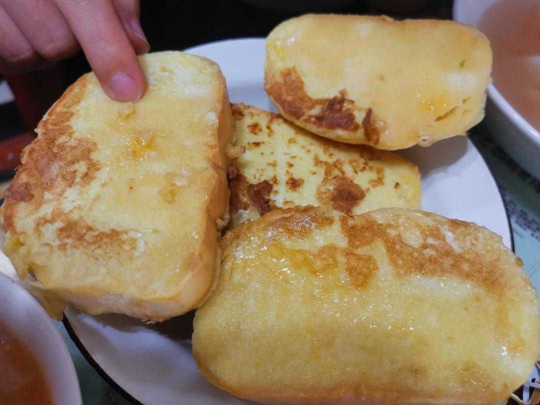 鸡蛋煎馒头片