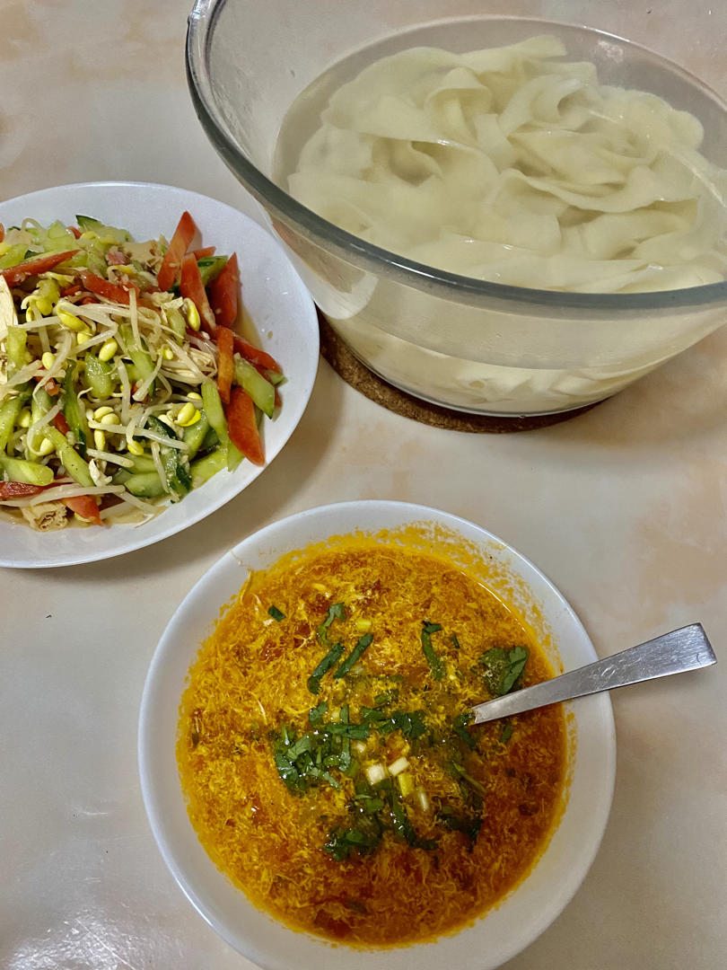 杨凌蘸水面裤带面