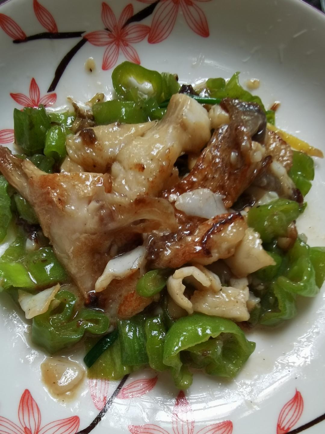 香煎鲈鱼块