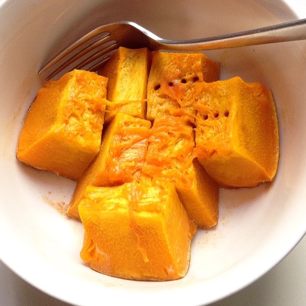 yyyie0做的微波炉蒸南瓜